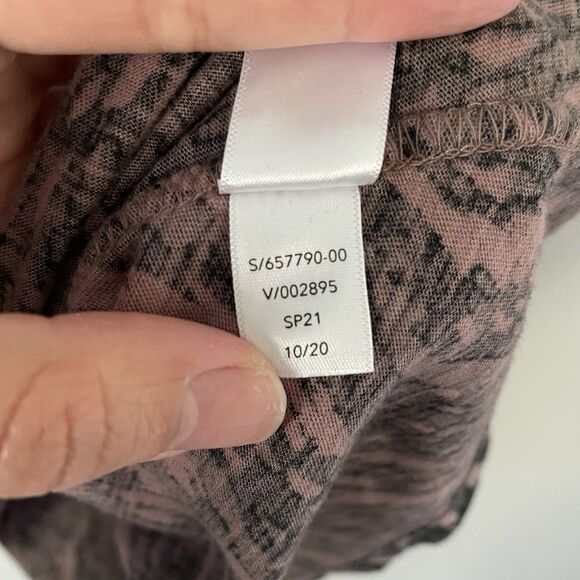 Athleta Plus Size 3X Printed Organic Daily Tee Short Sleeve Shirt - Picture 4 of 6